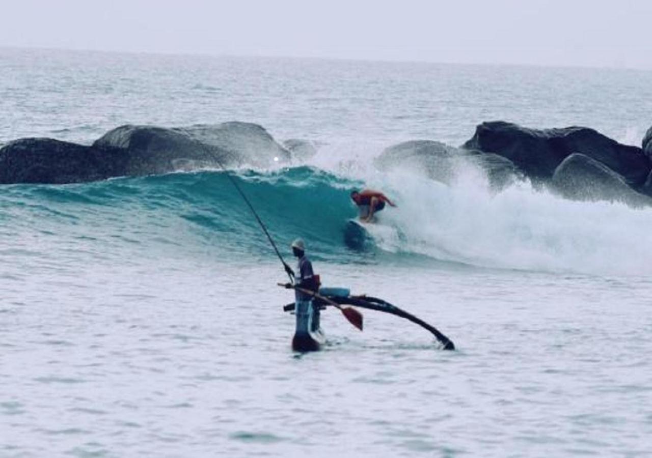 Aga Surf View Hotel Tangalle Eksteriør billede